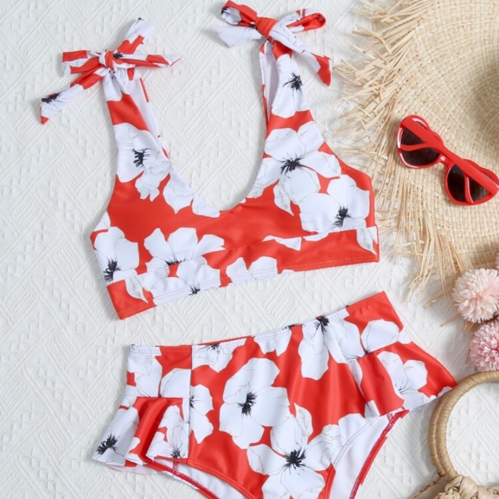 Floral bikini